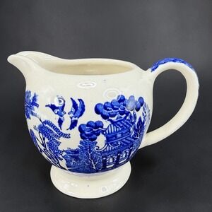 Sadler Blue Willow Creamer Pitcher England Cobalt Blue White Ceramic Vintage